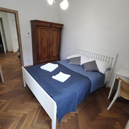Apartament Z Klimatyzacja Krakau Buitenkant foto